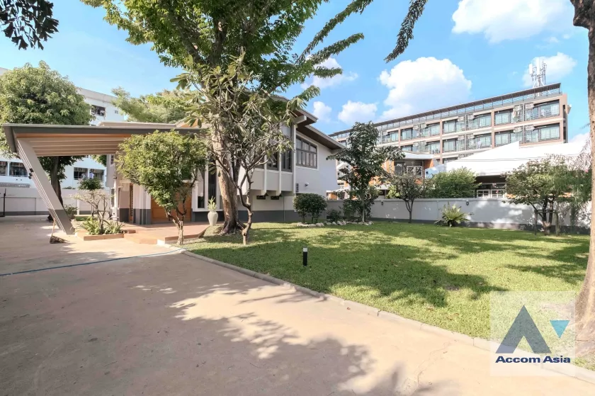 21  3 br House for rent and sale in Phaholyothin ,Bangkok BTS Victory Monument AA37860