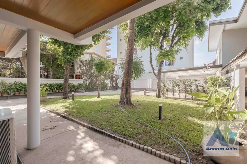 24  3 br House for rent and sale in Phaholyothin ,Bangkok BTS Victory Monument AA37860