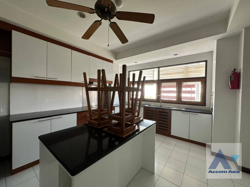 9  4 br Apartment for rent and sale in Sathorn ,Bangkok BTS Chong Nonsi - MRT Lumphini at Perfect Living In Bangkok AA37861