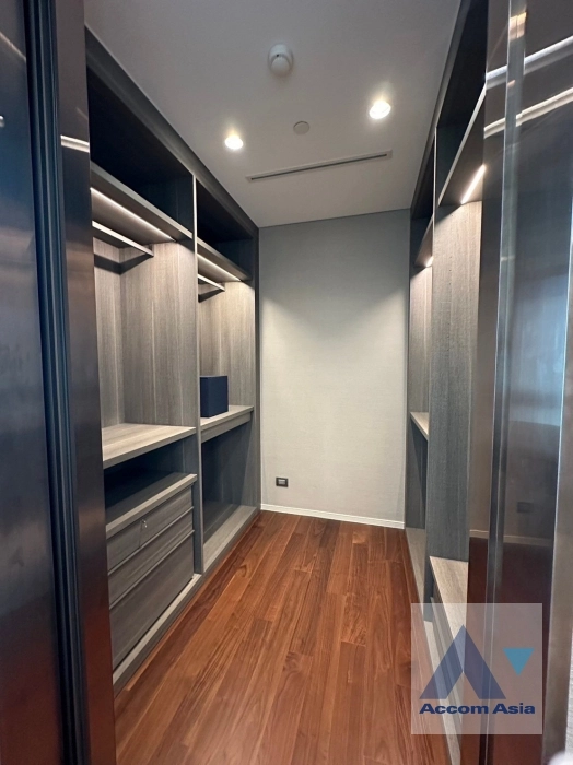 9  2 br Condominium For Rent in Ploenchit ,Bangkok BTS Chitlom at The Residences at Sindhorn Kempinski Hotel Bangkok AA37901