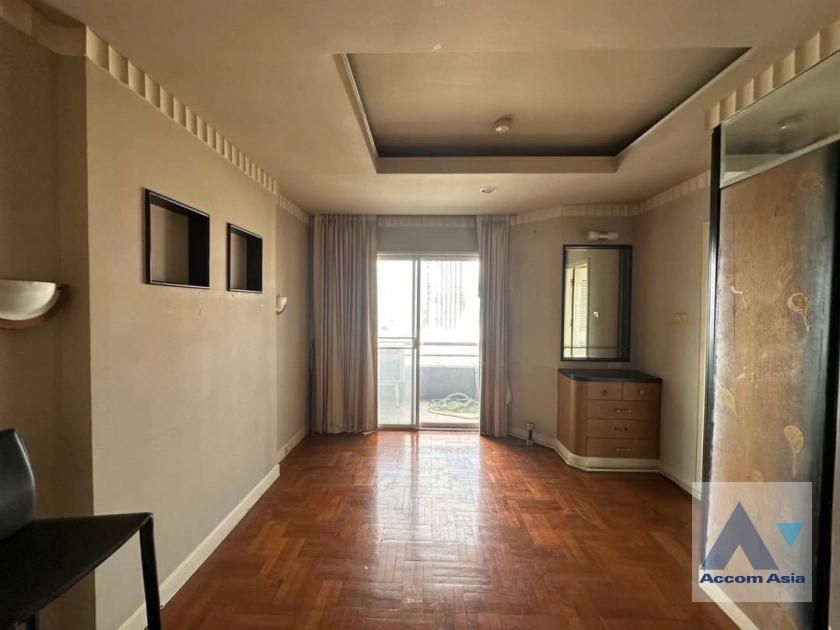 4  4 br Condominium For Sale in Ploenchit ,Bangkok BTS Ratchathewi at Baan Kasemsan 1 AA37920