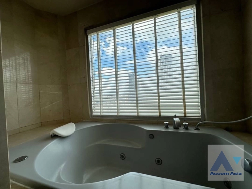 6  4 br Condominium For Sale in Ploenchit ,Bangkok BTS Ratchathewi at Baan Kasemsan 1 AA37920