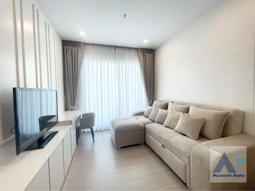  1 Bedroom  Condominium For Rent in Silom, Bangkok  near MRT Sam Yan (AA37934)
