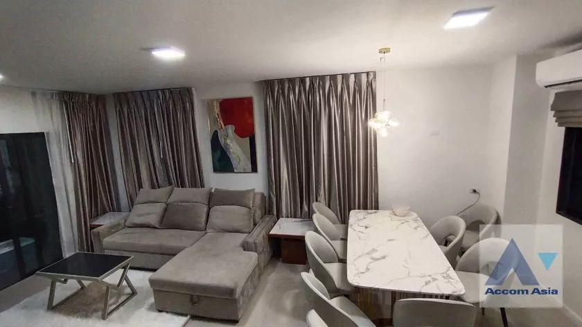 4  3 br Townhouse For Rent in Ratchadapisek ,Bangkok MRT Sutthisan at The Connect UP 3 AA37939