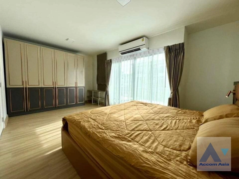 8  3 br Townhouse For Rent in Ratchadaphisek ,Bangkok MRT Sutthisan at The Connect UP 3 AA37939