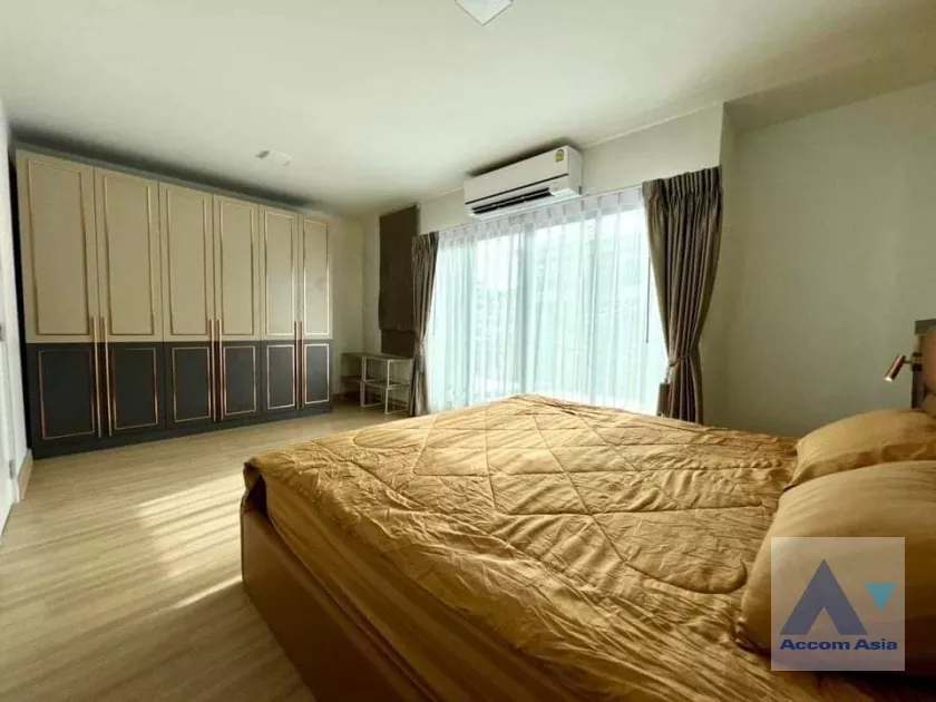 8  3 br Townhouse For Rent in Ratchadapisek ,Bangkok MRT Sutthisan at The Connect UP 3 AA37939