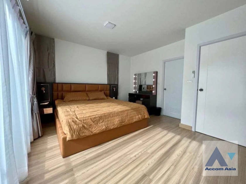 11  3 br Townhouse For Rent in Ratchadaphisek ,Bangkok MRT Sutthisan at The Connect UP 3 AA37939