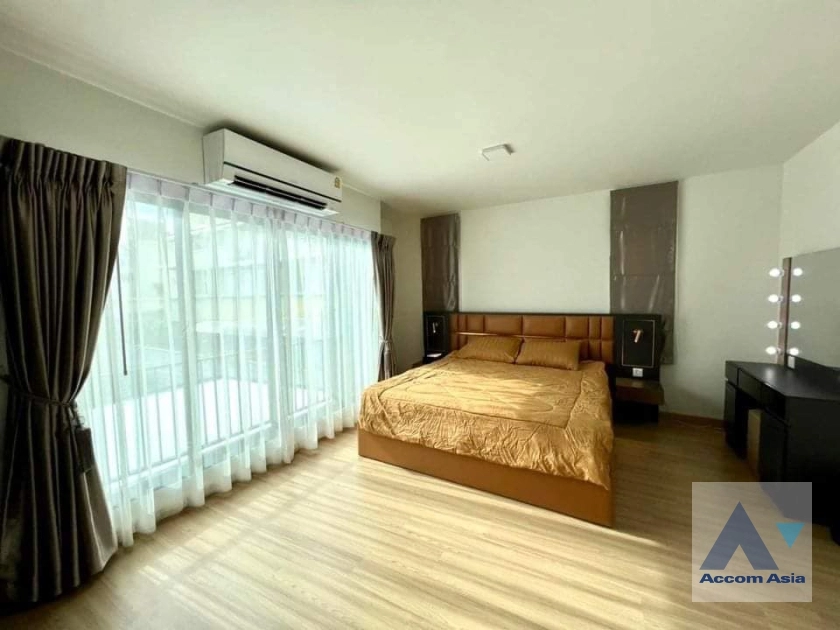 10  3 br Townhouse For Rent in Ratchadaphisek ,Bangkok MRT Sutthisan at The Connect UP 3 AA37939
