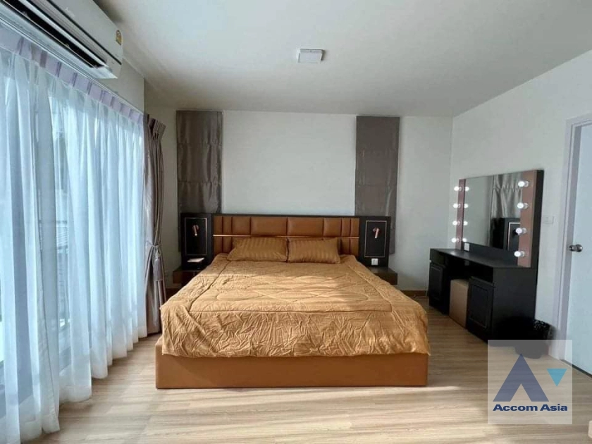 12  3 br Townhouse For Rent in Ratchadaphisek ,Bangkok MRT Sutthisan at The Connect UP 3 AA37939