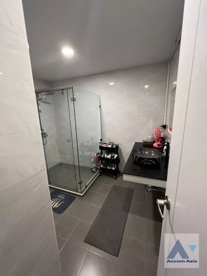 18  1 br Townhouse For Rent in Sukhumvit ,Bangkok BTS On Nut AA37943