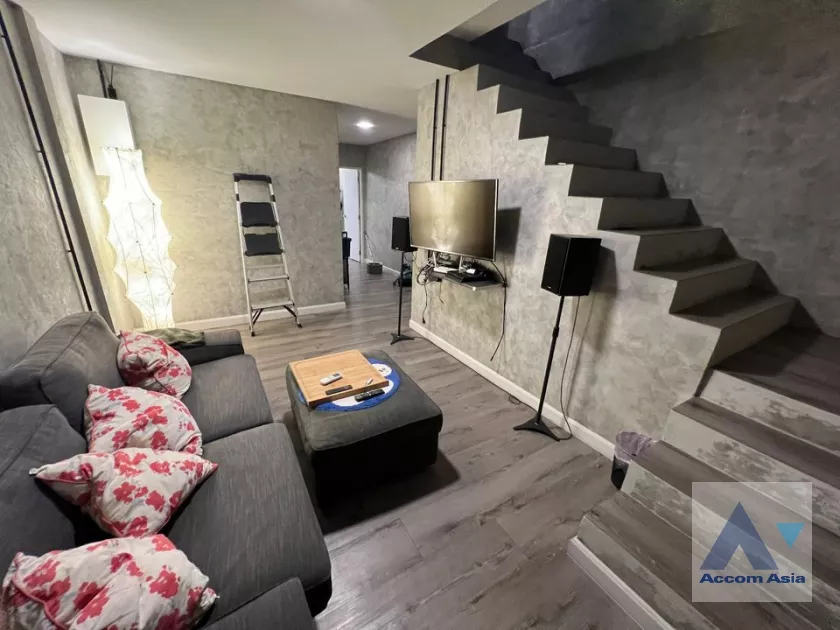 unitHome Office |  1 Bedroom  Townhouse For Rent in Sukhumvit, Bangkok  near BTS On Nut (AA37943)