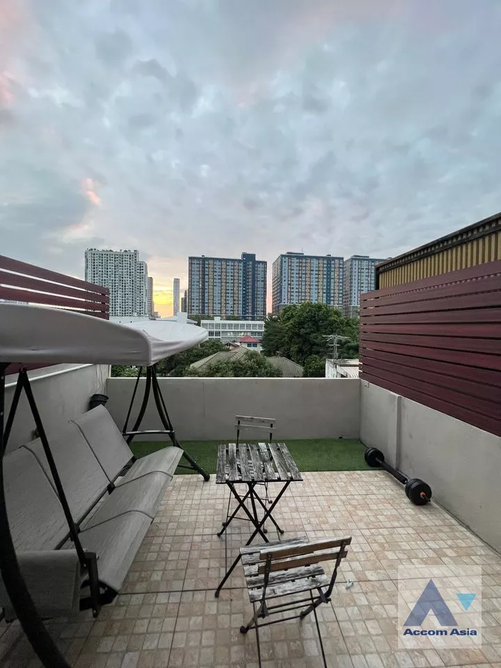22  1 br Townhouse For Rent in Sukhumvit ,Bangkok BTS On Nut AA37943