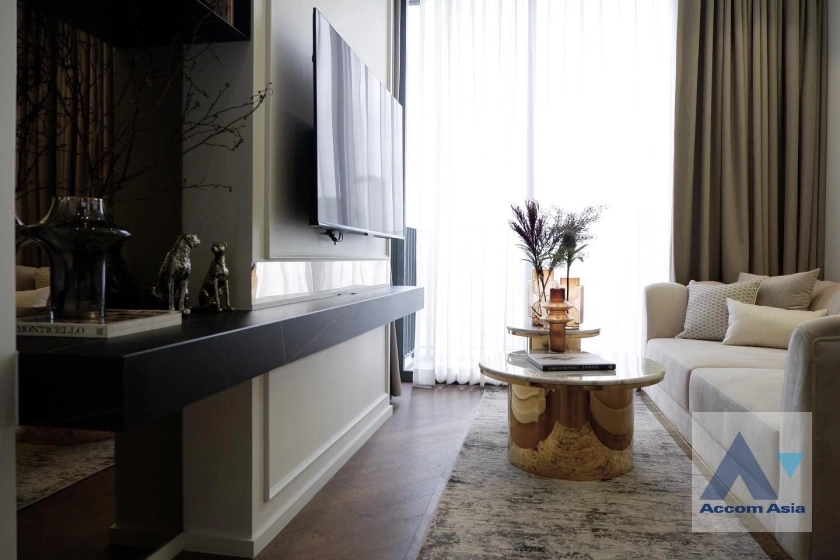 unitFully Furnished |  1 Bedroom  Condominium For Rent & Sale in Ploenchit, Bangkok  near BTS Chitlom (AA37954)