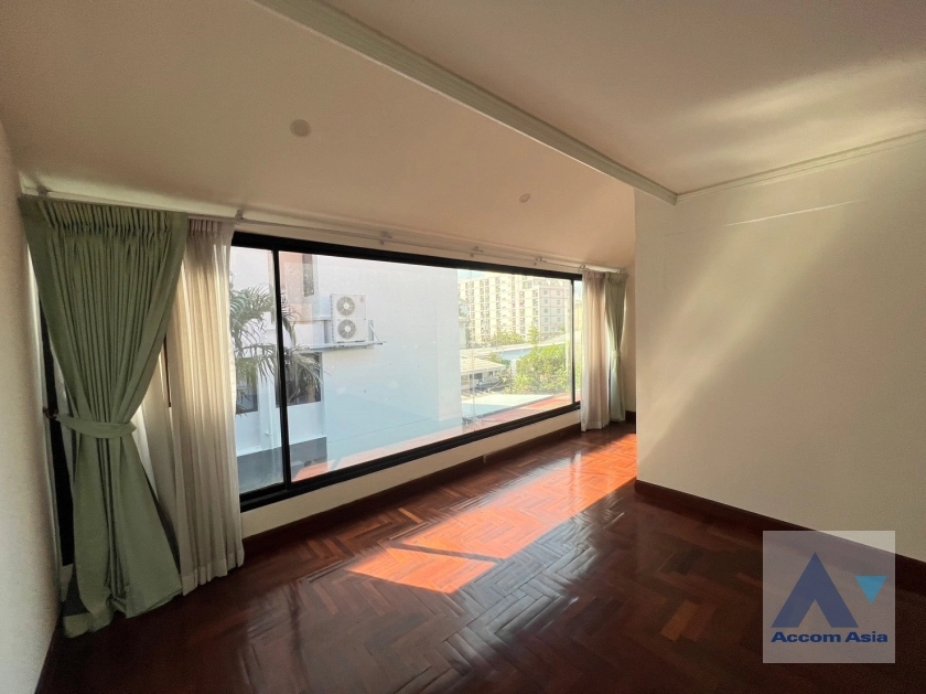  1  3 br Townhouse for rent and sale in Sukhumvit ,Bangkok BTS Phra khanong at Tara Mansion AA38012