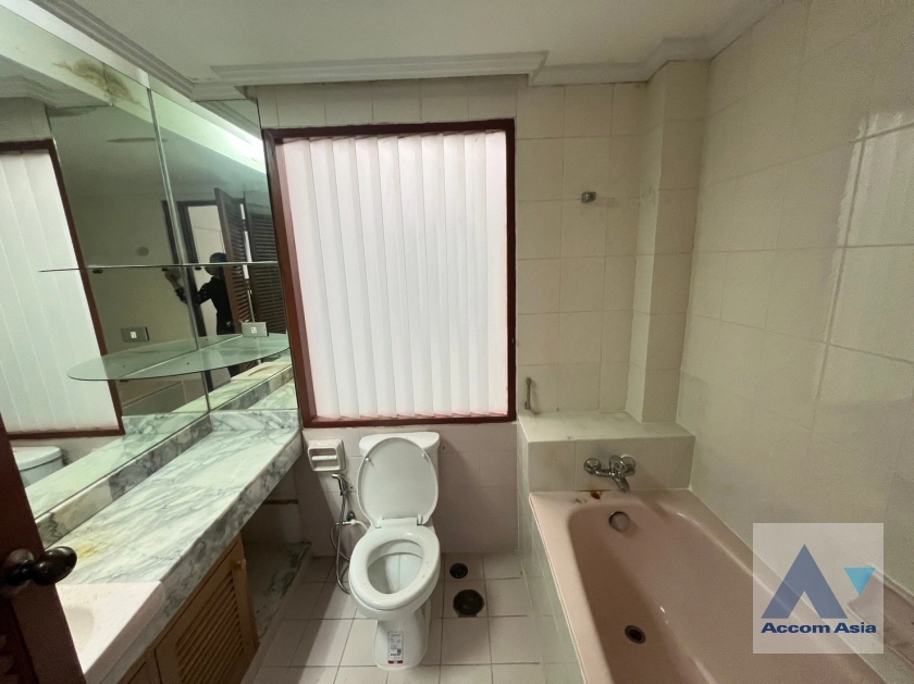 11  3 br Townhouse for rent and sale in Sukhumvit ,Bangkok BTS Phra khanong at Tara Mansion AA38012