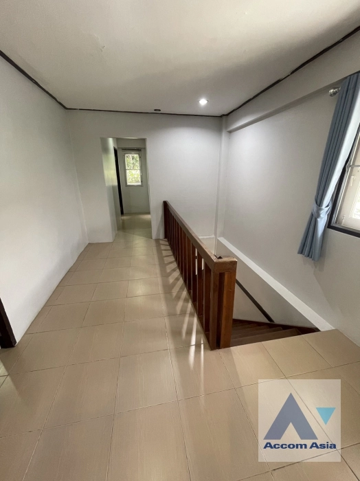 10  3 br House For Rent in Sathorn ,Bangkok BTS Chong Nonsi - MRT Lumphini AA38058