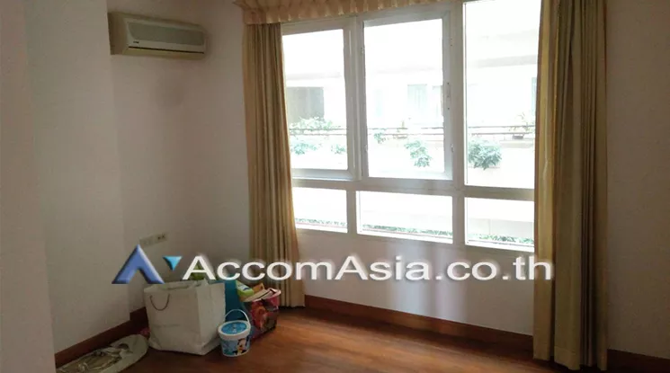  2 Bedrooms  Condominium For Rent & Sale in Sathorn, Bangkok  near BRT Thanon Chan (25228)