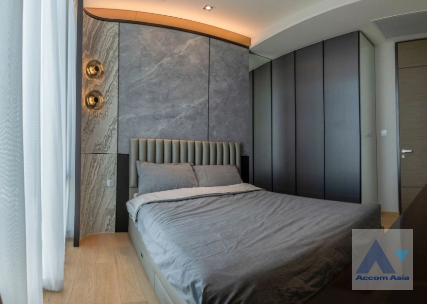 9  2 br Condominium for rent and sale in Ploenchit ,Bangkok BTS Chitlom at 28 Chidlom AA38092