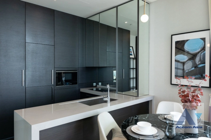 5  2 br Condominium for rent and sale in Ploenchit ,Bangkok BTS Chitlom at 28 Chidlom AA38092