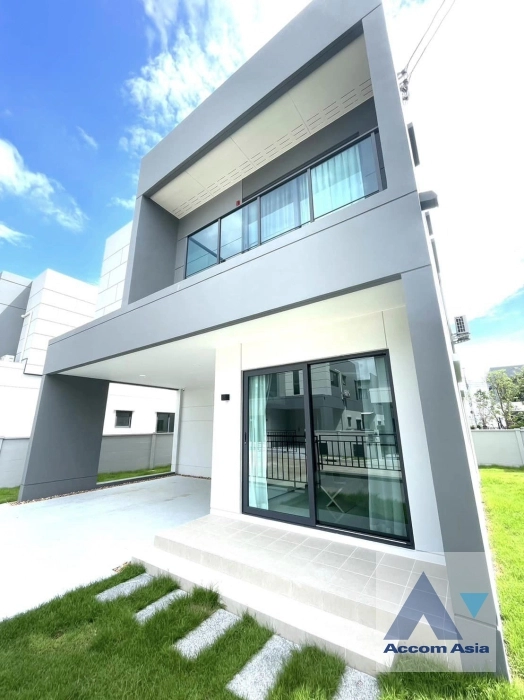 unit 3 Bedrooms  House For Rent in Samutprakan, Samutprakan  (AA38096)