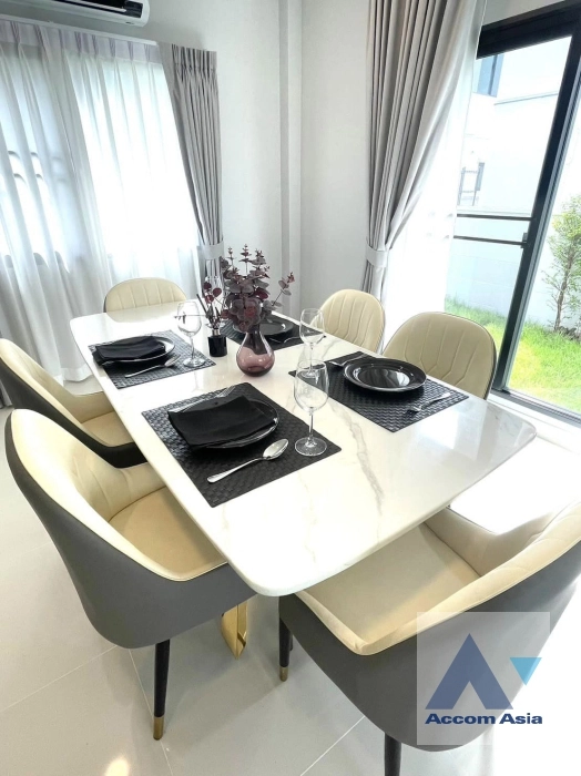 7  3 br House For Rent in Samutprakan ,Samutprakan  at Centro Bangna AA38096