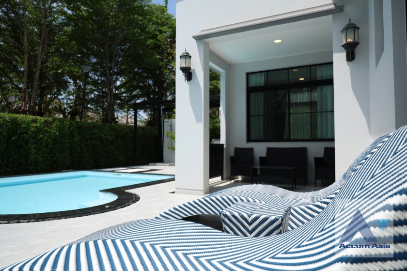 36  5 br House for rent and sale in Latkrabang ,Bangkok ARL Ban Thap Chang at Nantawan Rama 9 New Krungthepkreetha AA38102