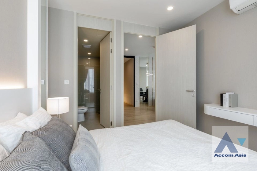 unit 2 Bedrooms  Condominium For Rent in Sukhumvit, Bangkok  near BTS Asok - MRT Sukhumvit (AA38103)