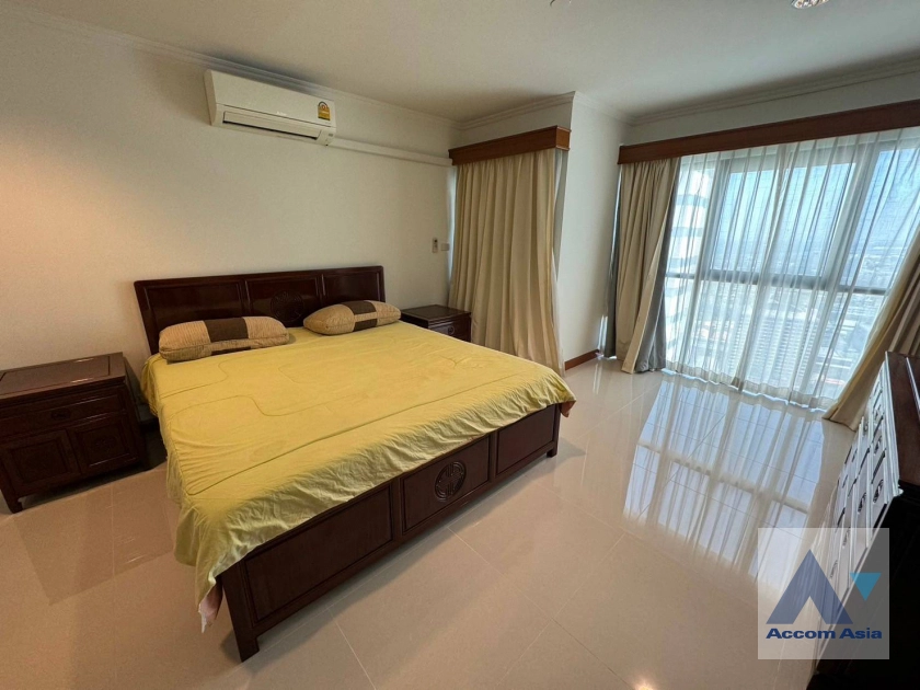 20  3 br Condominium For Rent in Sathorn ,Bangkok BTS Sala Daeng - MRT Lumphini at Sathorn Gardens AA38141