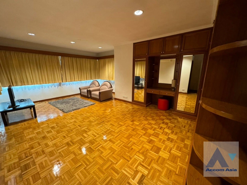6  3 br Condominium For Rent in Sathorn ,Bangkok BTS Sala Daeng - MRT Lumphini at Sathorn Gardens AA38141