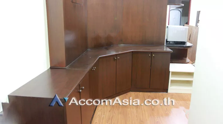 unit 2 Bedrooms  Condominium For Rent in Sukhumvit, Bangkok  near BTS Phrom Phong (25242)