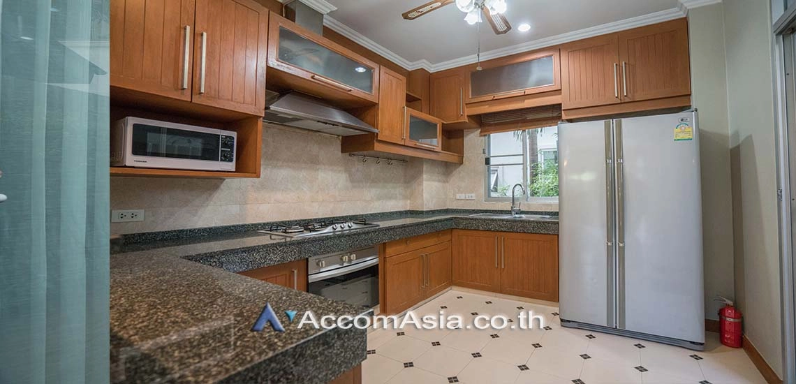 12  5 br House for rent and sale in Sukhumvit ,Bangkok BTS Nana 95245