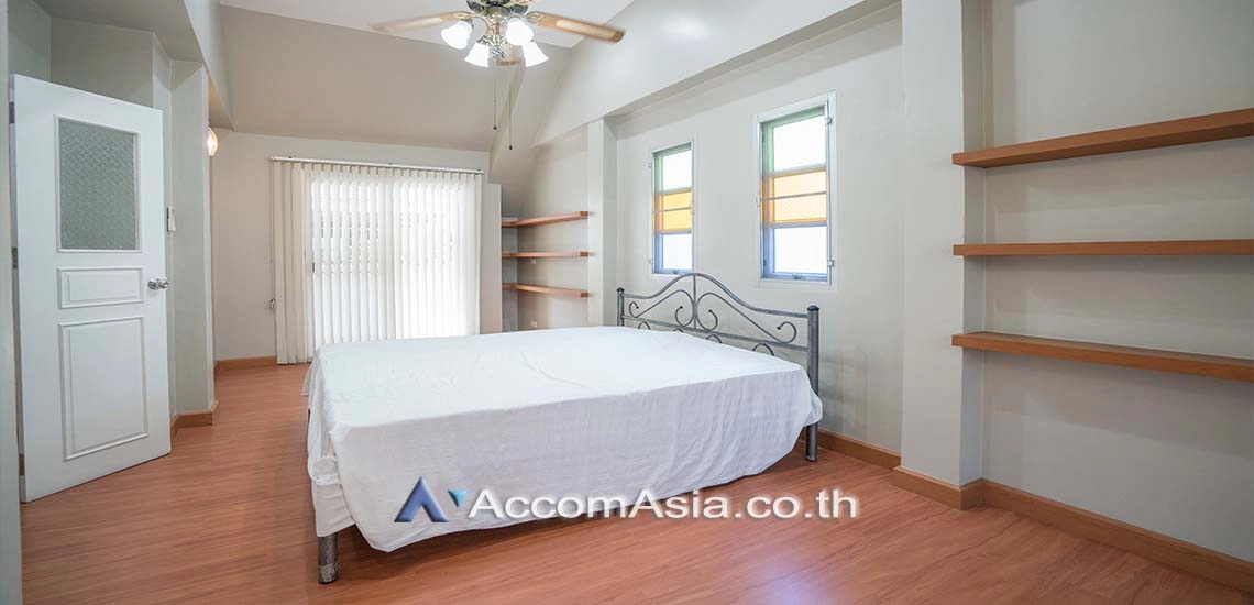 17  5 br House for rent and sale in Sukhumvit ,Bangkok BTS Nana 95245