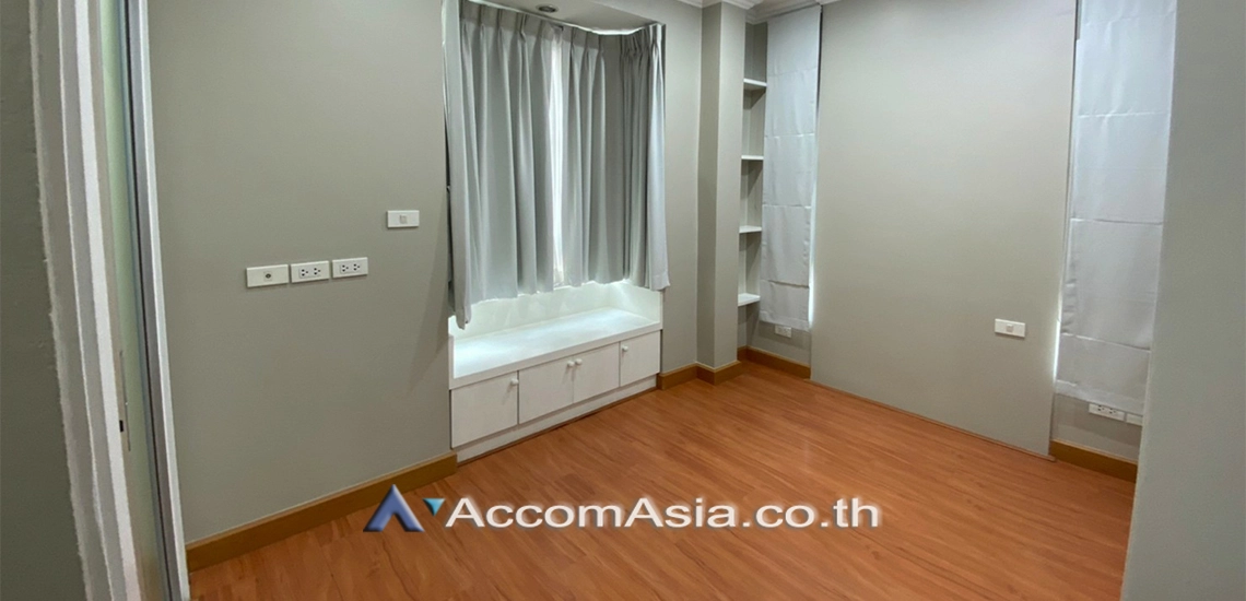 24  5 br House for rent and sale in Sukhumvit ,Bangkok BTS Nana 95245