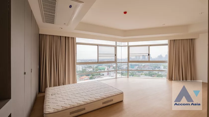 8  3 br Condominium For Rent in Sukhumvit ,Bangkok BTS Ekkamai at La Cascade AA38232
