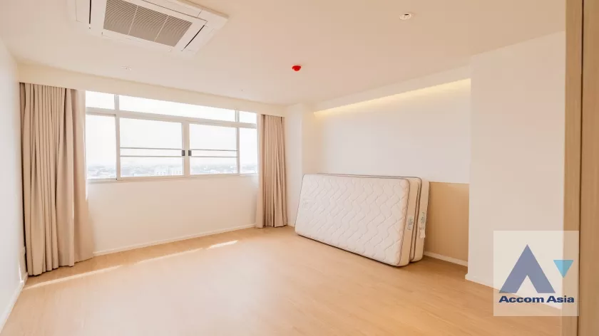 13  3 br Condominium for rent and sale in Sukhumvit ,Bangkok BTS Ekkamai at La Cascade AA38232