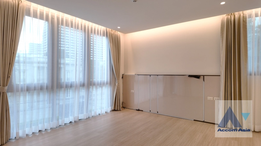 14  4 br House For Rent in Sukhumvit ,Bangkok BTS Thong Lo AA38256