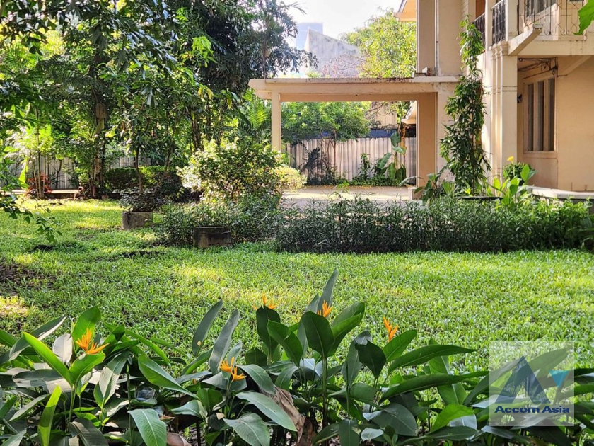 6  3 br House For Rent in Sukhumvit ,Bangkok BTS Phrom Phong AA38266