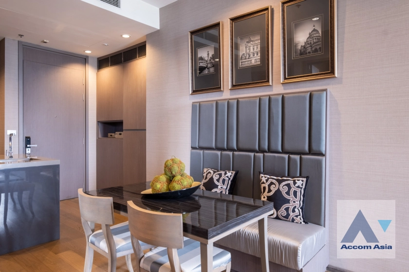  1  3 br Condominium For Sale in Silom ,Bangkok BTS Surasak at The Diplomat Sathorn AA38281