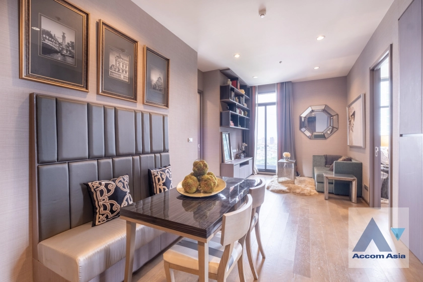 5  3 br Condominium For Sale in Silom ,Bangkok BTS Surasak at The Diplomat Sathorn AA38281