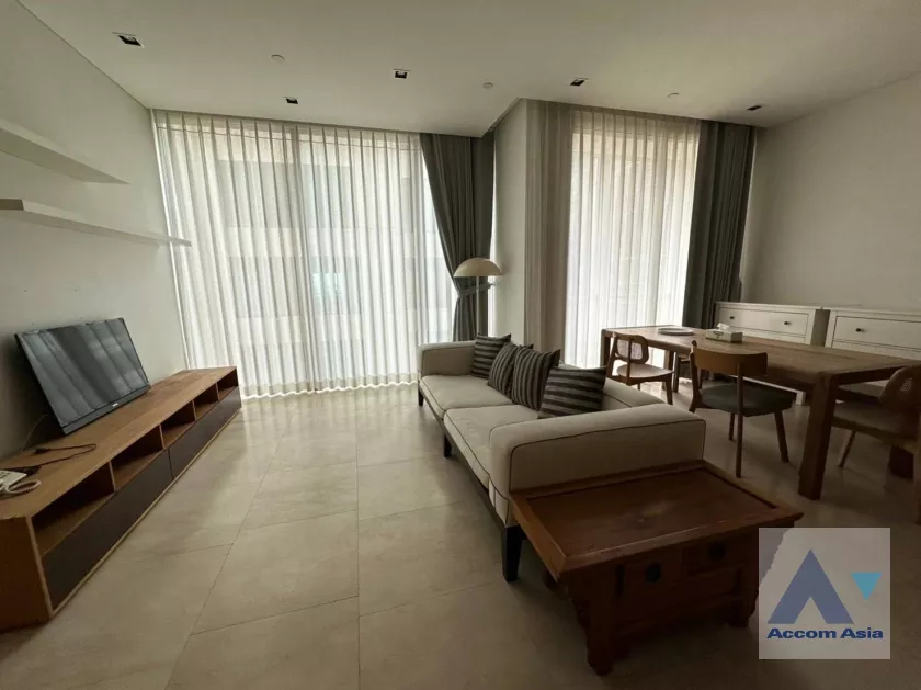  2 Bedrooms  Condominium For Rent in Silom, Bangkok  near BTS Sala Daeng - MRT Silom (AA38305)