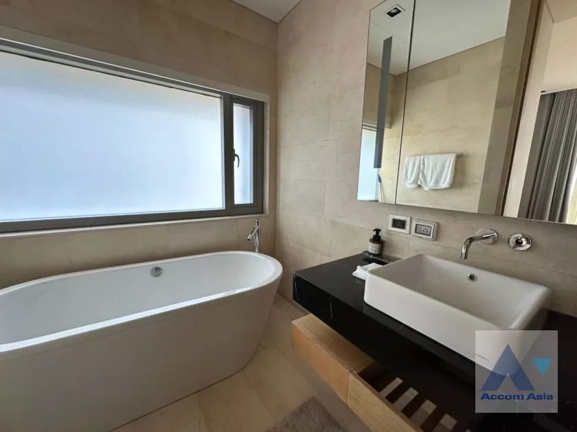 7  2 br Condominium For Rent in Silom ,Bangkok BTS Sala Daeng - MRT Silom at Saladaeng Residences AA38305