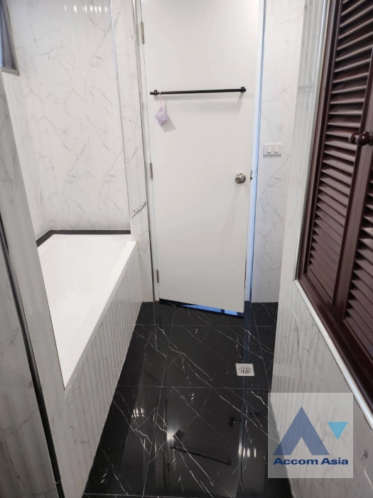 11  2 br Condominium for rent and sale in Sukhumvit ,Bangkok BTS Ekkamai at Tai Ping Tower AA38373