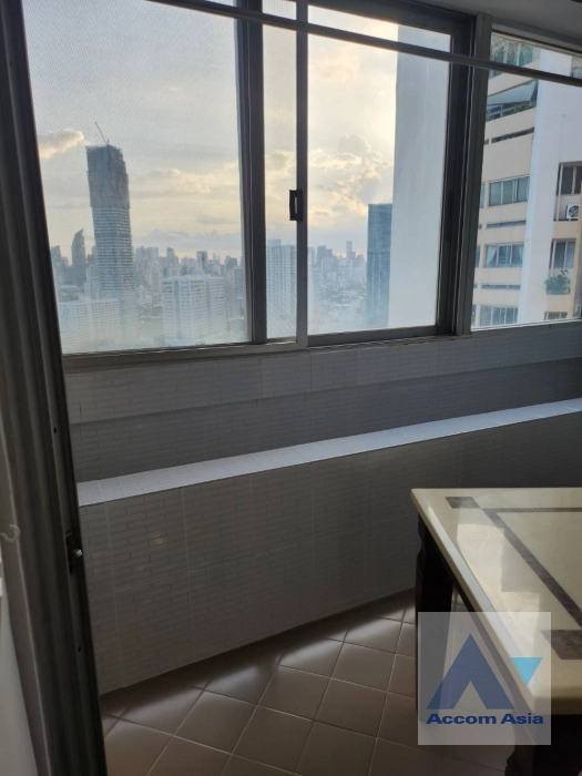 7  2 br Condominium for rent and sale in Sukhumvit ,Bangkok BTS Ekkamai at Tai Ping Tower AA38373