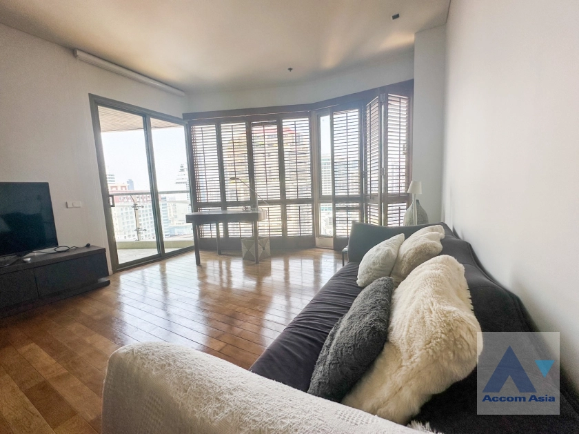 unit 1 Bedroom  Condominium For Rent in Sukhumvit, Bangkok  near BTS Asok - MRT Sukhumvit (AA38387)