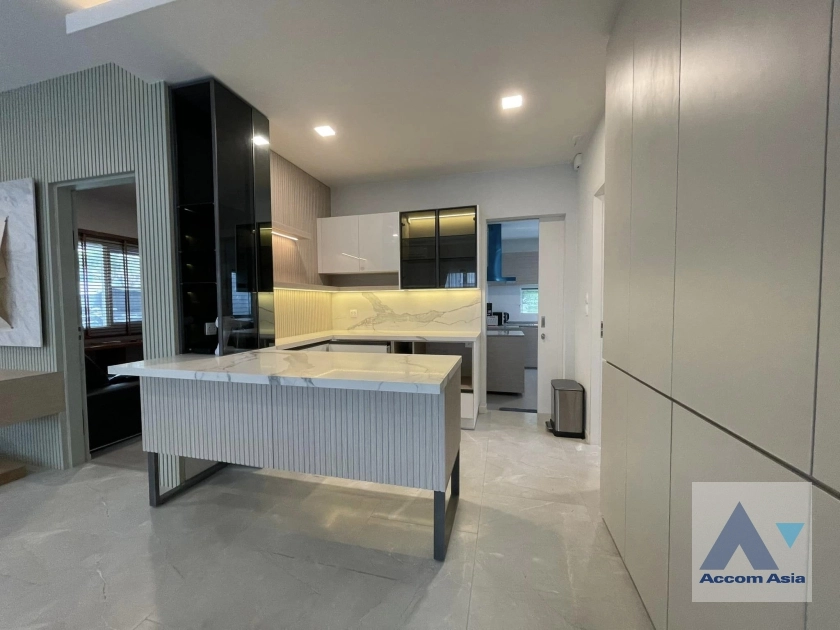 4  4 br House For Rent in Pattanakarn ,Bangkok  at Mantana Bangna-Wongwaen AA38405