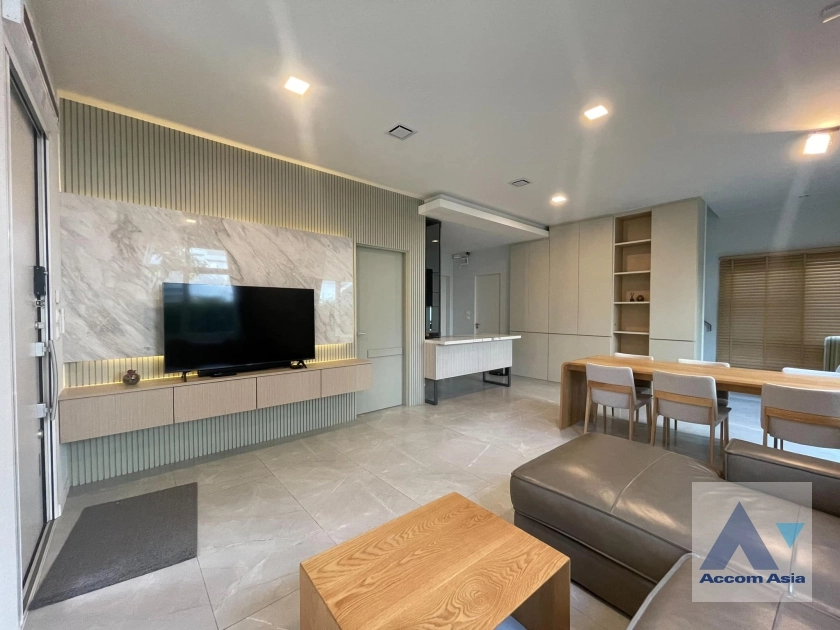  1  4 br House For Rent in Pattanakarn ,Bangkok  at Mantana Bangna-Wongwaen AA38405