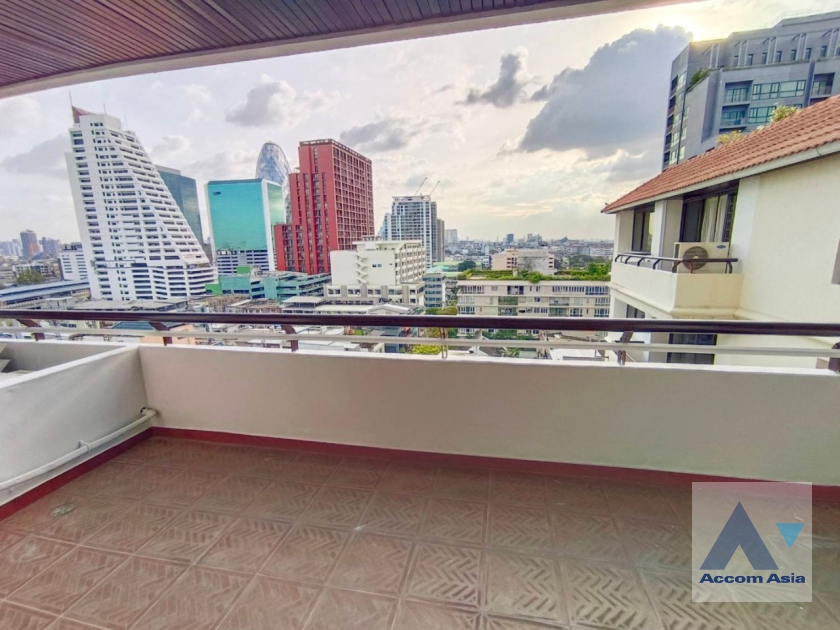 28  3 br Apartment For Rent in Phaholyothin ,Bangkok BTS Ari at Simply Delightful - Convenient AA38436