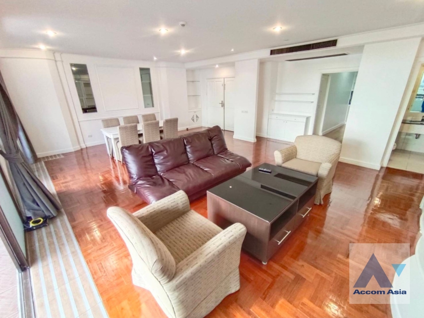  1  3 br Apartment For Rent in Phaholyothin ,Bangkok BTS Ari at Simply Delightful - Convenient AA38436