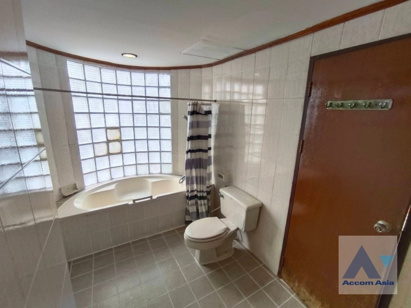 13  3 br Condominium for rent and sale in Sukhumvit ,Bangkok BTS Asok - MRT Sukhumvit at Windsor Tower AA38438