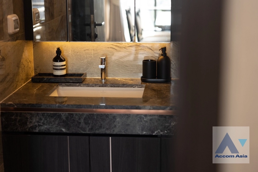 11  2 br Condominium for rent and sale in Sukhumvit ,Bangkok BTS Phrom Phong at LAVIQ Sukhumvit 57 AA38450